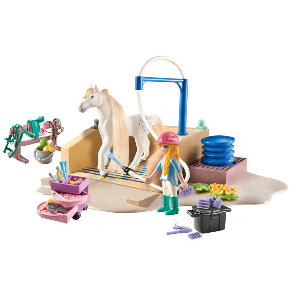 Playmobil Horses of Waterfall - Washing Station with Isabella and Lioness (71354) - Image 6