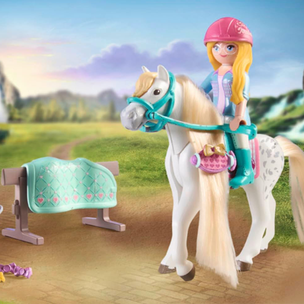 Playmobil Horses of Waterfall - Washing Station with Isabella and Lioness (71354) - Image 4